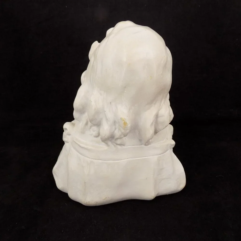 Bust Of A Young Girl On Pillow Free Standing Decoration Vintage White Heavy 6.5" - Picture 3 of 6